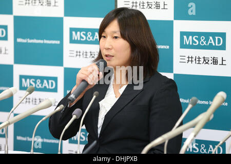 Tokio, Japan. 12. November 2013. Yoshie Ueno Judo: eine Pressekonferenz Ankündigung Yoshie Uenos Pensionierung in Tokio, Japan. Bildnachweis: AFLO SPORT/Alamy Live-Nachrichten Stockfoto
