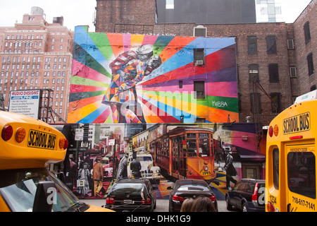 Das küssen Sailor Wandbild von Eduardo Kobra, Chelsea, New York City, Vereinigte Staaten von Amerika. Stockfoto