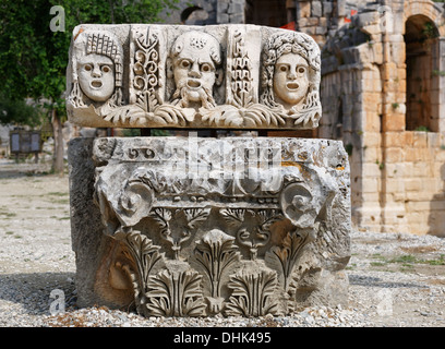 Türkei, Lykien, Lykische Küste, Myra, Fragmente der steinernen reliefs Stockfoto