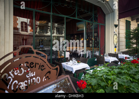 In Vichy die stilvollen Art Déco Brasserie des Casinos von Herr und Frau Tajetti (Frankreich) laufen. La Brasserie du Casino À Vichy. Stockfoto