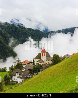 Afers gehört zu den kommunalen Stadt Brixen (Brixen) und befindet sich 15 km von der Stadt in Norditalien Stockfoto