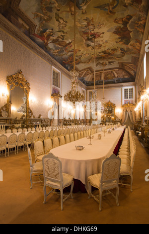 Esszimmer im Palacio Nacional de Ajuda, Ajuda Nationalpalast in Alto da Ajuda Bezirk, Lissabon, Lissabon, Portugal Stockfoto