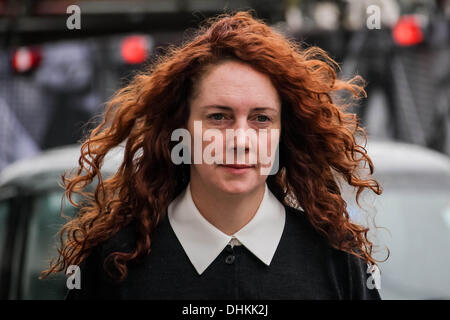 London, UK. 12. November 2013. Rebekah Brooks und Andy Coulson Prozess weiterhin im Old Bailey in London Credit: Guy Corbishley/Alamy Live News Stockfoto