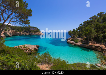 Cala Mitjana y Mitjaneta in Menorca Ciutadella auf den Balearischen Inseln Stockfoto