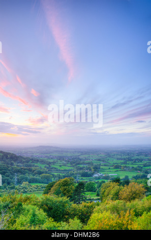 Sonnenuntergang von Leckhampton Hill in Cheltenham, Gloucestershire, England Stockfoto