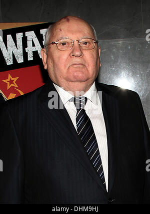 Der ehemalige Präsident der Sowjetunion Mikhail Gorbachev an den "kalten Krieg: The Complete Series Screening The Paley Center for Media. New York City, USA - 29.04.12 Stockfoto