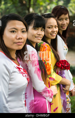 Jungen vietnamesischen Schönheiten in Hanoi. Stockfoto