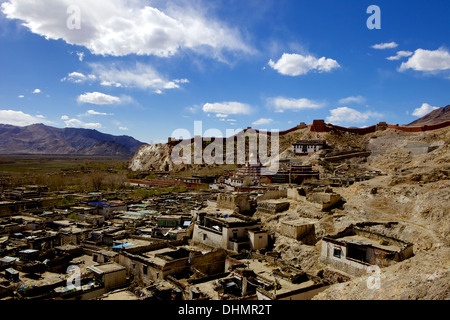 Blick auf die Kumbum-Tschörten (Stupa) & Palcho Kloster, Gyantse, Tibet, China, Asien Stockfoto