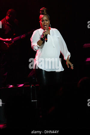 Trecina Atkins-Campbell von Mary Mary führt im Hard Rock Live im Seminole Hard Rock Hotel und Casino ft. Lauderdale, Florida - 06.05.12 Stockfoto