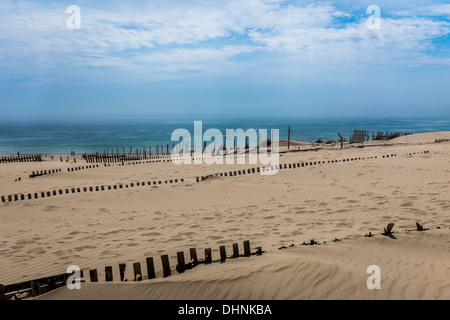 Sanddünen am Playa Valdevaqueros in Tarifa, Südspanien. Stockfoto