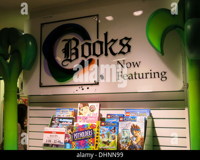 Toys R Us Store Interieur, Times Square, New York Stockfoto