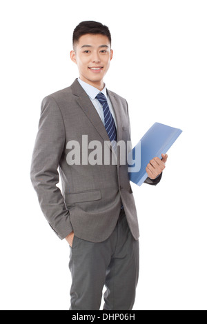 Junger Geschäftsmann hält Leder-Portfolio, Portrait Stockfoto