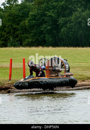 British Hovercraft Racing Championship crash Rennsport Claydon House Buckinghamshire Stockfoto