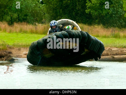 British Hovercraft Racing Championship crash Rennsport Claydon House Buckinghamshire Stockfoto