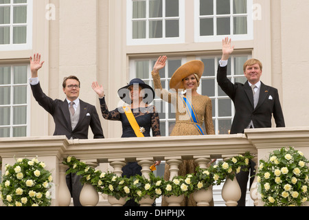 Niederlande, den Haag, königliche Familie Gruß der Öffentlichkeit vom Balkon des Palastes Noordeinde genannt. Stockfoto