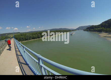 Donauradweg, Radfahren in der Nähe der Donau Fluß, Österreich. Stockfoto