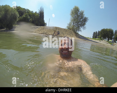 Donauradweg, Radfahren in der Nähe der Donau Fluß, Österreich. Stockfoto