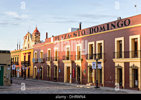 Plaza Santo Domingo auf Alcala im historischen Stadtteil 30. Oktober 2013 in Oaxaca, Mexiko. Stockfoto