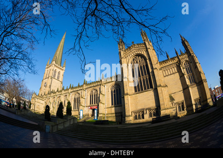 Formal die Kathedrale Kirche Allerheiligen, Wakefield Kathedrale wurde im frühen 15. Jahrhundert errichtet. Stockfoto