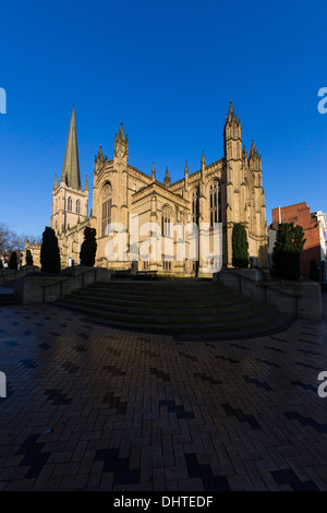 Formal die Kathedrale Kirche Allerheiligen, Wakefield Kathedrale wurde im frühen 15. Jahrhundert errichtet. Stockfoto