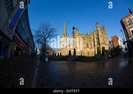 Formal die Kathedrale Kirche Allerheiligen, Wakefield Kathedrale wurde im frühen 15. Jahrhundert errichtet. Stockfoto