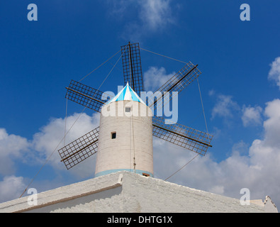 Menorca Sant Lluis San Luis Moli de Dalt Windmühle in Balearische Inseln, Spanien Stockfoto