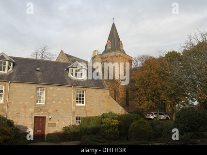 Fassade der Kathedrale von Dornoch Schottland november 2013. Stockfoto