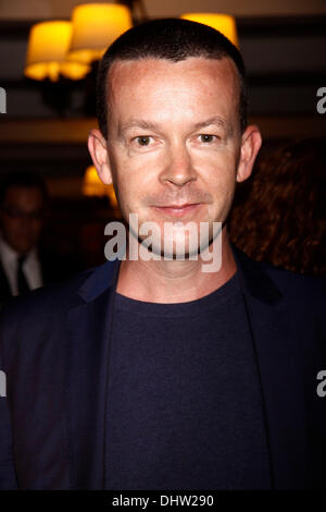 Enda Walsh statt der 62. jährlichen Outer Critics Circle Theatre Awards an Sardi Restaurant New York City, USA – 24.05.12 Stockfoto