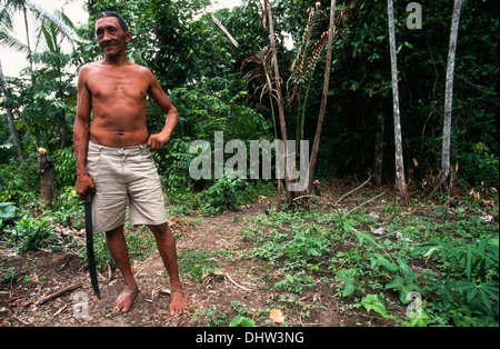 Mann, Amazonas-Regenwald, Belem, Bundesstaat Para, Amazonas, Brasilien, Südamerika Stockfoto