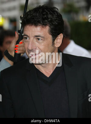 Patrick Bruel Prominente vor dem Hotel Martinez, während die 65. jährlichen Cannes Film-Festival Cannes, Frankreich - 25.05.12 Stockfoto