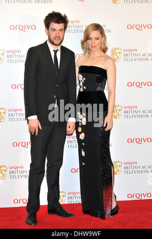 Jack Whitehall und Melissa George statt 2012 Arqiva British Academy Television Awards in der Royal Festival Hall - Gewinner Board. London, England - 27.05.12 Stockfoto