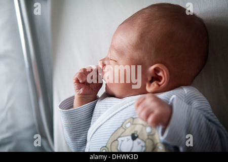 NEUGEBORENES BABY Stockfoto