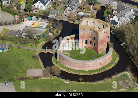Niederlande, Teylingen in der Nähe von Sassenheim, Ruinen der Burg von Jacoba van Beieren, Antenne Stockfoto