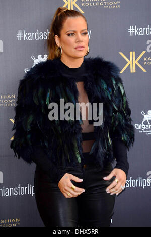 London UK 15. November 2013: Khloe Kardashian ankommen im Gilgamesch-Epos Restaurant in London. Bildnachweis: Siehe Li/Alamy Live News Stockfoto