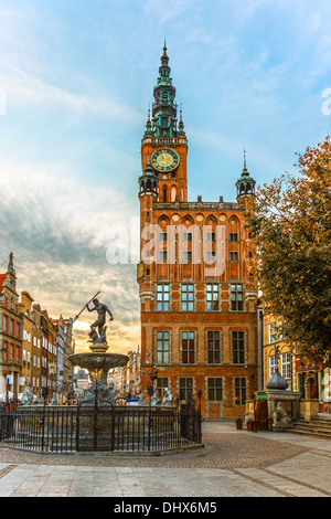 Der lange Markt in Danzig ist eine der wichtigsten Touristenattraktionen der Stadt. Stockfoto