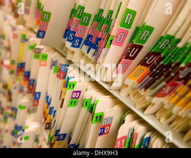 Patientenakten in einer Arztpraxis Stockfoto