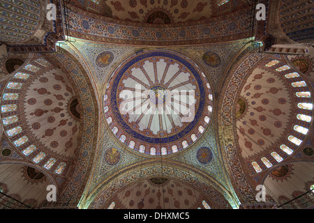 Die Innenansicht der blauen Moschee Stockfoto