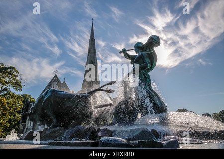 St. Alban Kirche und Gefion Fountain in Kopenhagen, Dänemark Stockfoto