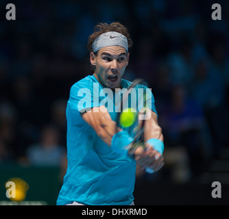 Rafael Nadal, weltweit Nummer 1, spielen bei der Barclays ATP World Tour Finals, The O2 in London, Tag3 Stockfoto
