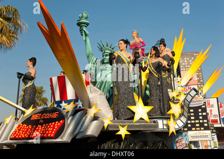 Karneval zu schweben, Broadway Allegorie, Isla Cristina, Provinz Huelva, Region von Andalusien, Spanien, Europa Stockfoto