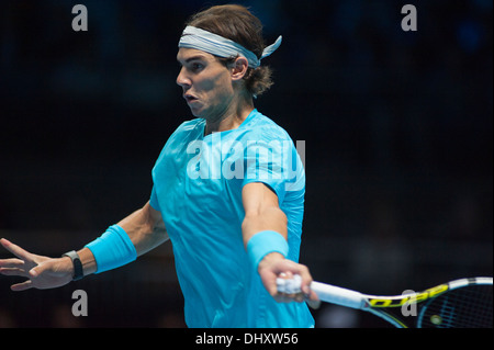 Rafael Nadal, weltweit Nummer 1, spielen bei der Barclays ATP World Tour Finals, The O2 in London, Tag3 Stockfoto