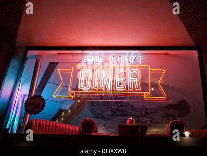 Jamie Olivers Diner in Shaftesbury Avenue im West End von London Stockfoto