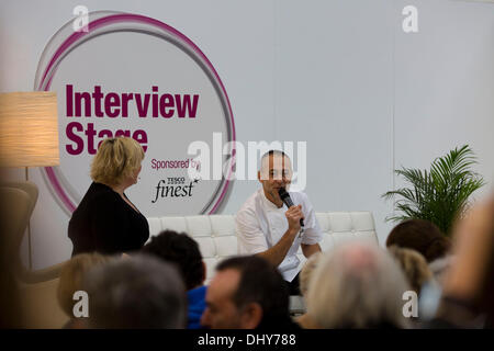 London, UK, UK. 16. November 2013. Küchenchef MICHEL ROUX Jr. ist Interviewedl bei der BBC Good Food Show Essen Jahresausstellung im Olympia-Zentrum. Bildnachweis: James Gasperotti/ZUMA Wire/ZUMAPRESS.com/Alamy Live-Nachrichten Stockfoto