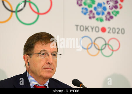 Gilbert Felli, 15. November 2013: Internationale Olympische Komitee (IOC) Direktor Gilbert Felli an der Pressekonferenz nach dem IOC/Tokio 2020 Orientierung Seminar für Tokyo Olympischen Spiele 2020 in JISS, Tokyo, Japan teilnehmen. © Yusuke Nakansihi/AFLO SPORT/Alamy Live-Nachrichten Stockfoto