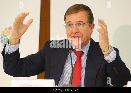 Gilbert Felli, 15. November 2013: Internationale Olympische Komitee (IOC) Direktor Gilbert Felli an der Pressekonferenz nach dem IOC/Tokio 2020 Orientierung Seminar für Tokyo Olympischen Spiele 2020 in JISS, Tokyo, Japan teilnehmen. © Yusuke Nakansihi/AFLO SPORT/Alamy Live-Nachrichten Stockfoto