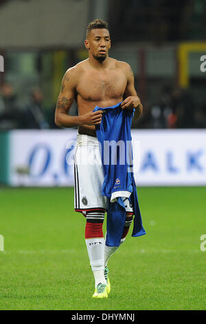 Mailand, Italien. 15. November 2013. Deutschlands Jerome Boateng nach der freundlichen Fußball match zwischen Italien und Deutschland im Giuseppe Meazza Stadium (San Siro) in Mailand, Italien, 15. November 2013. Foto: Revierfoto - Live News WIRE SERVICE/Dpa/Alamy Stockfoto