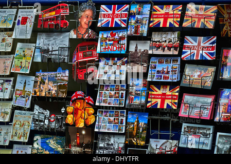 Shaftesbury Avenue ist eine wichtige Straße im Zentrum von London, England, nach Anthony Ashley Cooper, 7. Earl of Shaftesbury benannt Stockfoto