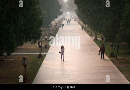 Allee im Park im Himmelstempel in Peking, China Stockfoto