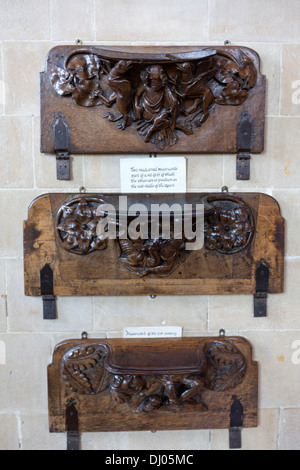 Misericords in Wells Cathedral, Church Of England, Somerset, Großbritannien Stockfoto