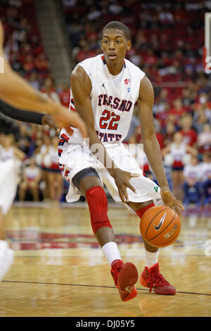 16. November 2013 gewonnen Fresno, CA - Fresno State Guard Paul Watson im Spiel zwischen dem Northridge Matadors und Fresno State Bulldogs bei Save Mart Center in Fresno State Fresno, CA. 80 bis 64. Stockfoto